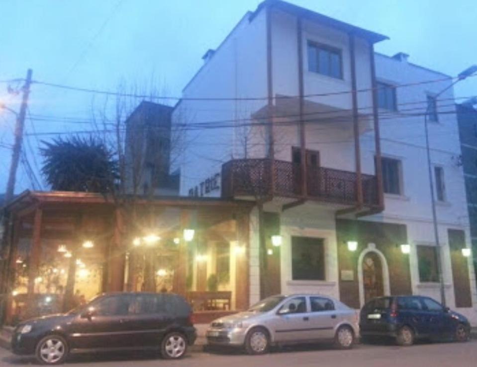 Boutique Artist Hotell Tirana Exteriör bild