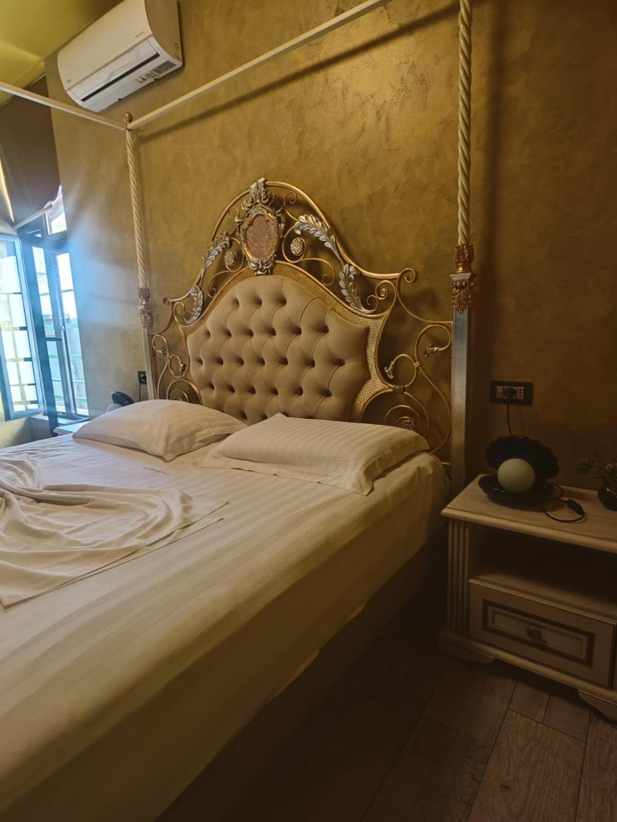 Boutique Artist Hotell Tirana Exteriör bild